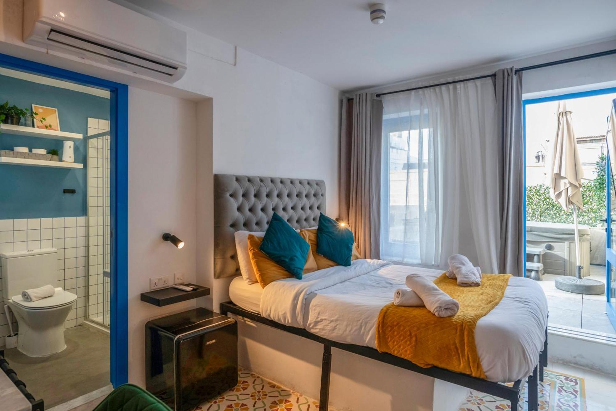Mandera'S Boutique Suites & Dorms Valeta Exterior foto